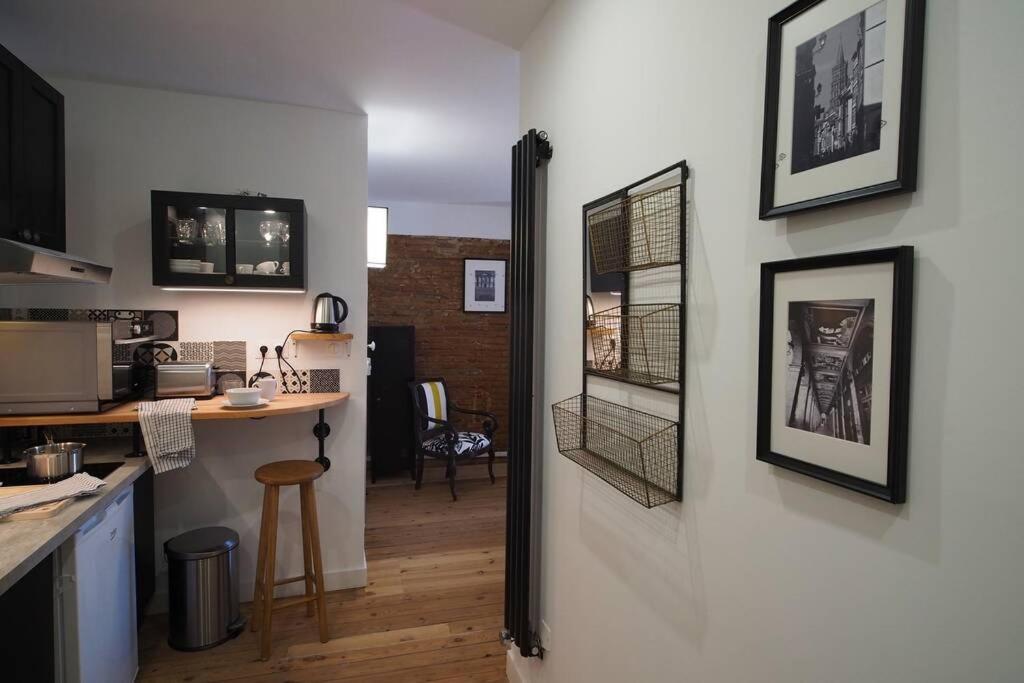Studio Brick And Wood - Hypercentre - Tv - Wifi Toulouse Luaran gambar